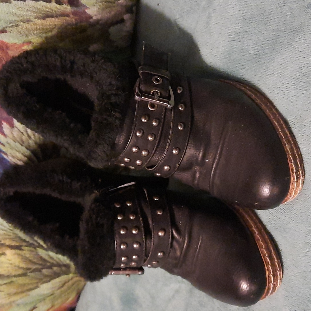 Layla Black Buckle Fur Lined Ankle Boot, Size 7M, 4 inch Heel, 3/4 inch Toe Lift